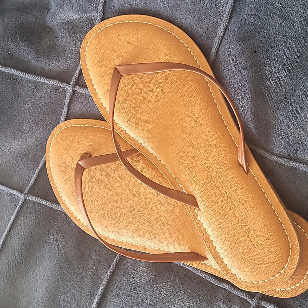 Amazon Essentials Sandals